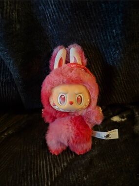 Pop Mart Labubu Love Key Ring— Fluffy Collectible
